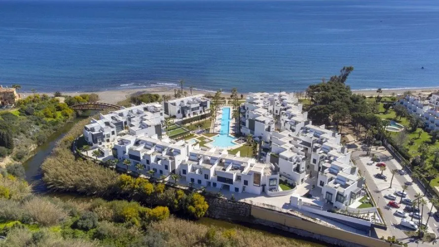 4 bedrooms townhouse for sale , Estepona, Spain No. 30644 № 23