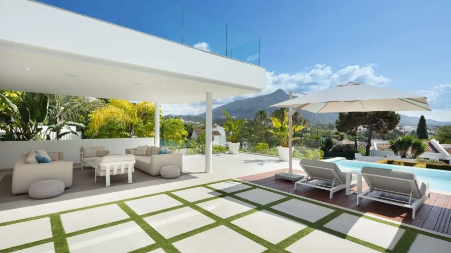 5 bedrooms house for sale , Nueva Andalucia, Spain No. 30763 № 19