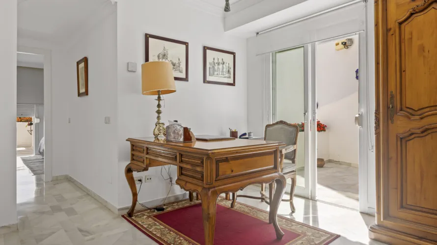 4 bedrooms townhouse for sale , Nueva Andalucia, Spain No. 30754 № 11