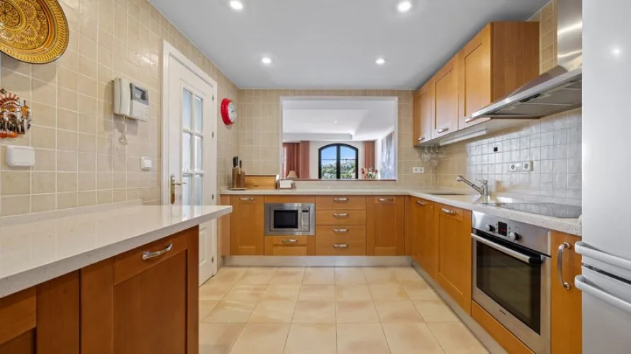 3 bedrooms townhouse for sale , Benahavis, Spain No. 31044 № 14