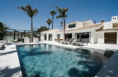 7 bedrooms villa for sale , Nueva Andalucia, Spain No. 30512