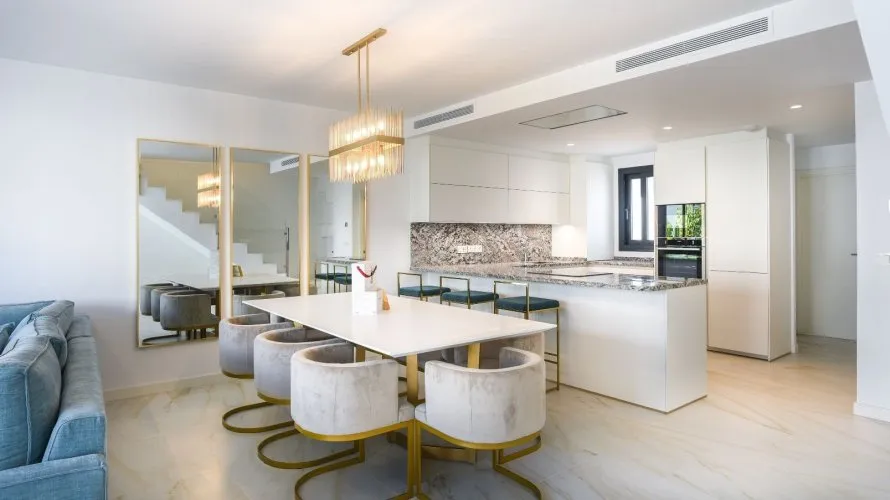 4 bedrooms townhouse for sale , Marbella, Spain No. 30593 № 2