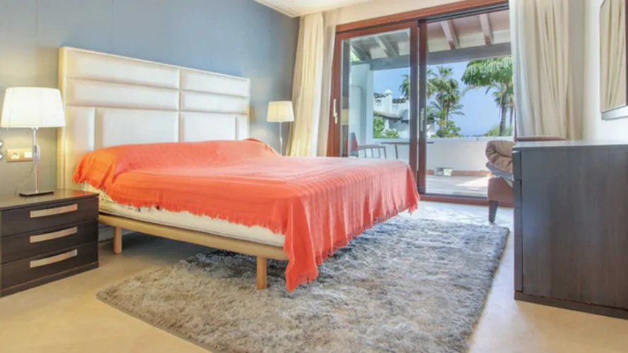 3 bedrooms townhouse for sale , Benahavis, Spain No. 31049 № 9