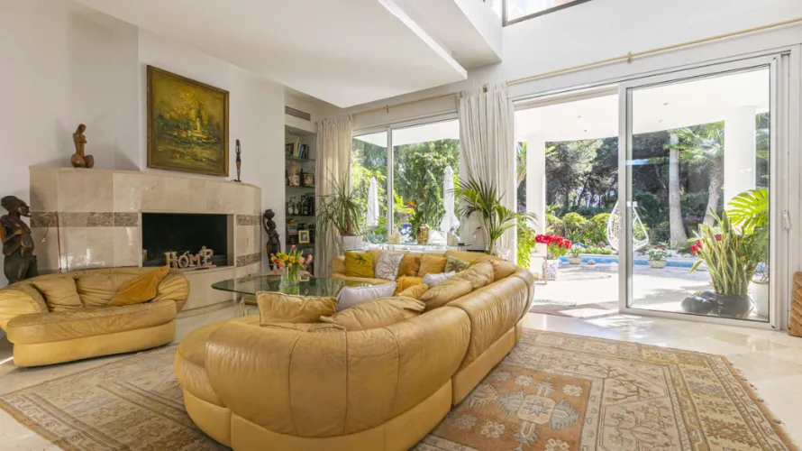 4 bedrooms villa for sale , Marbella, Spain No. 31131 № 19