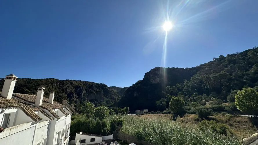 3 bedrooms townhouse for sale , Benahavis, Spain No. 31247