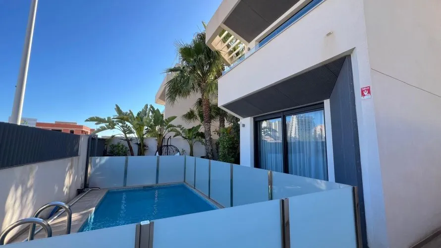 3 bedrooms villa for sale , La Veleta, Spain No. 30964 № 1