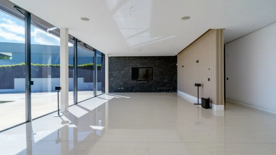 6 bedrooms villa for sale , Nueva Andalucia, Spain No. 30574 № 10