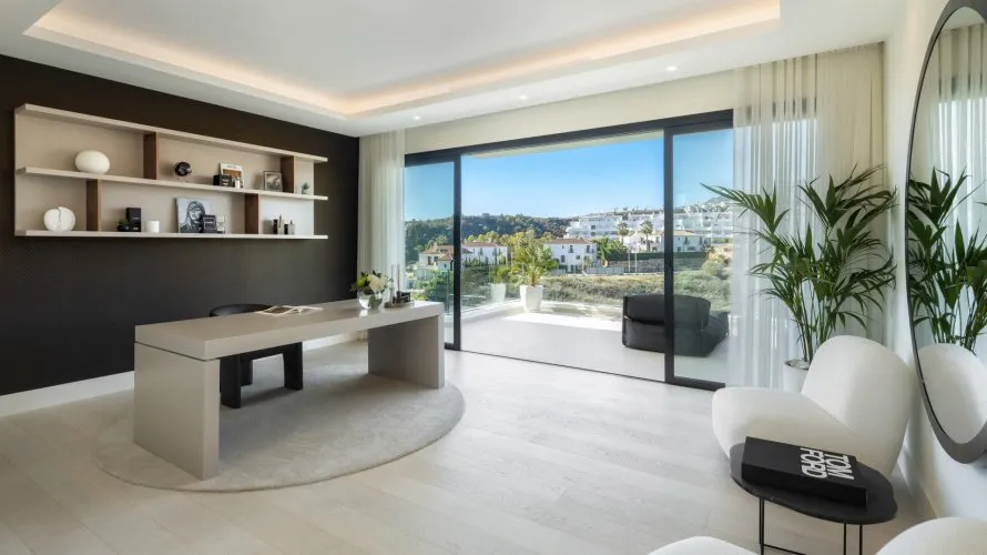 5 bedrooms villa for sale , Estepona, Spain No. 30616 № 8