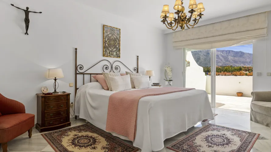 4 bedrooms townhouse for sale , Nueva Andalucia, Spain No. 30754 № 6