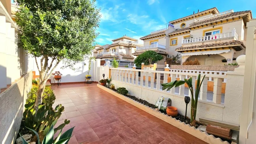 2 bedrooms house for sale , La Zenia, Spain No. 31215 № 2