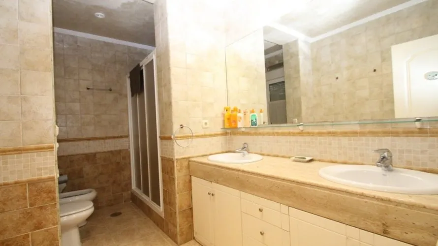 5 bedrooms villa for sale , Cabo Roig, Spain No. 30972 № 13