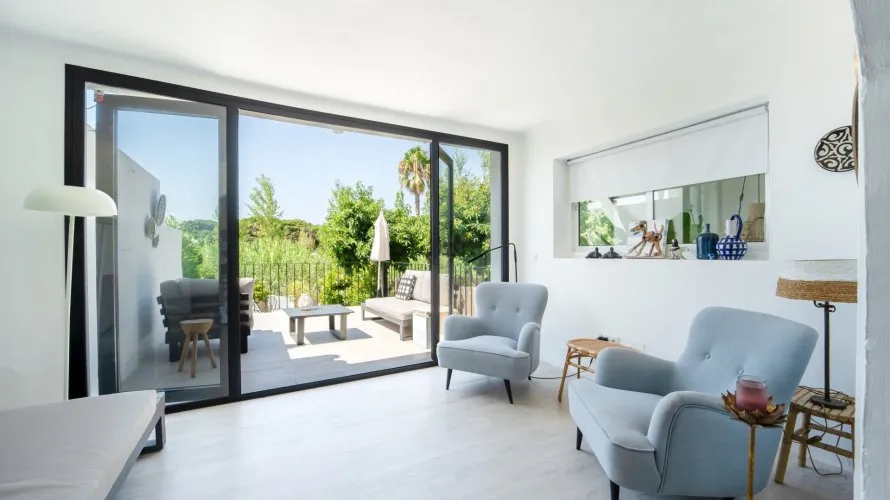 2 bedrooms townhouse for sale , Estepona, Spain No. 30630