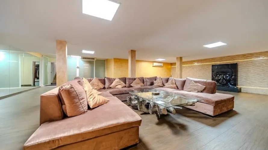 5 bedrooms villa for sale , Torrevieja, Spain No. 31021 № 15