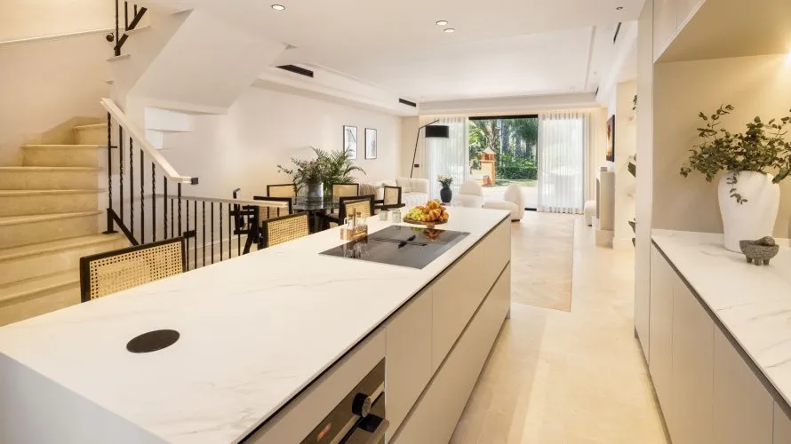 4 bedrooms townhouse for sale , Marbella, Spain No. 30598 № 9