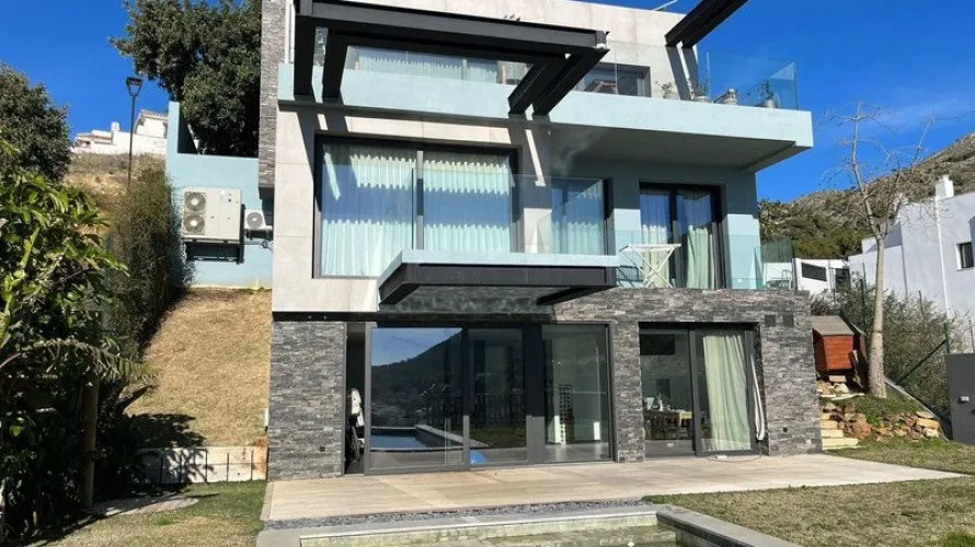 5 bedrooms villa for sale , Mijas, Spain No. 30601 № 9