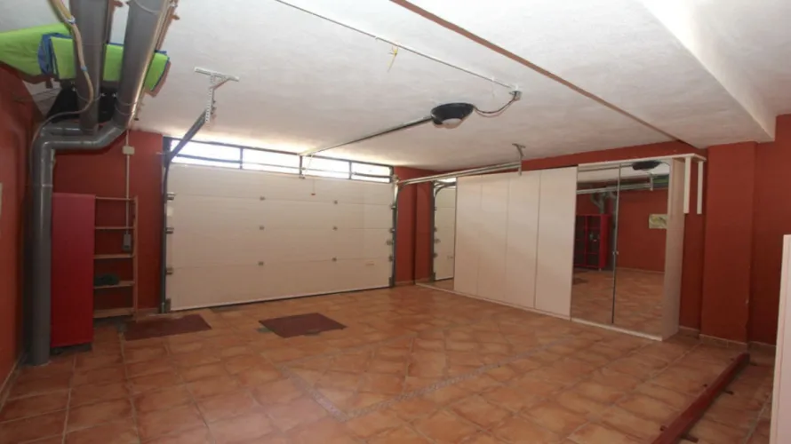 6 bedrooms villa for sale , Marbella, Spain No. 30637 № 13