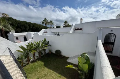 2 bedrooms townhouse for sale , Cabopino, Spain No. 30987