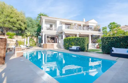 5 bedrooms villa for sale , Nueva Andalucia, Spain No. 31125