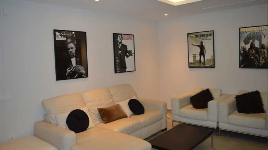 5 bedrooms villa for sale , Marbella, Spain No. 31127 № 16