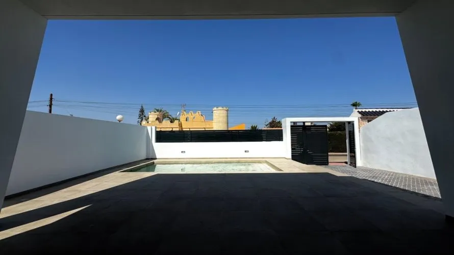 3 bedrooms villa for sale , Torrevieja, Spain No. 30661 № 16