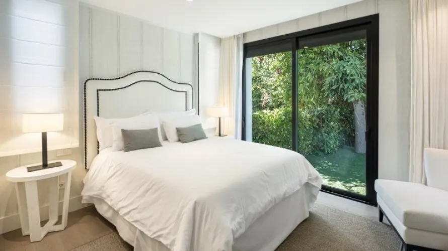 5 bedrooms house for sale , Nueva Andalucia, Spain No. 31061 № 22