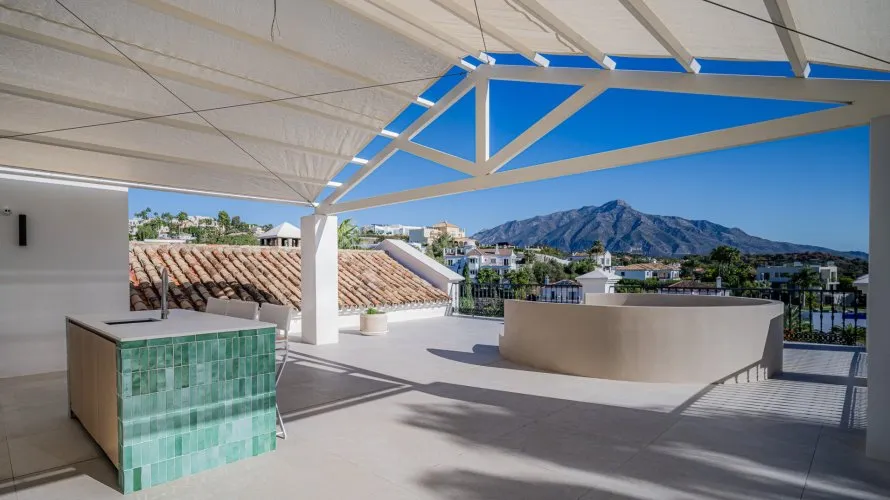 5 bedrooms villa for sale , Marbella, Spain No. 30550 № 17