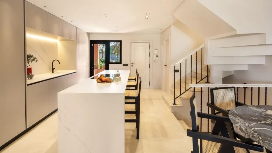 4 bedrooms townhouse for sale , Marbella, Spain No. 30598 № 10