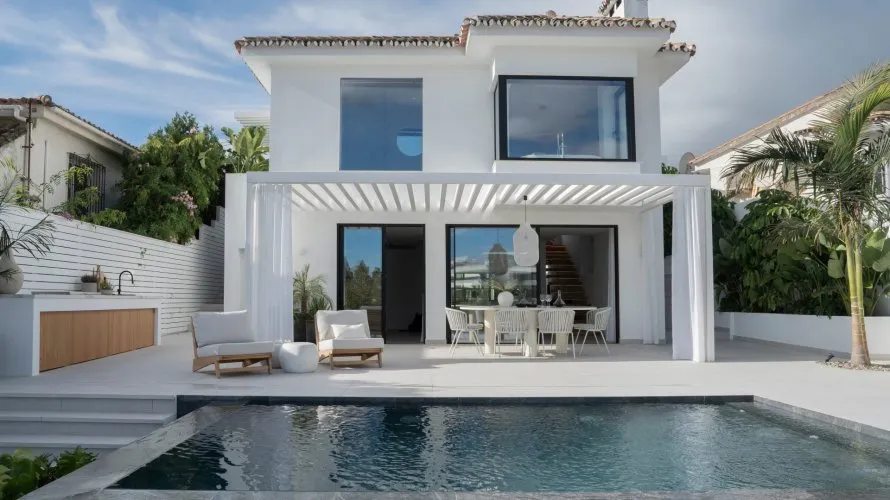5 bedrooms villa for sale , Nueva Andalucia, Spain No. 30515 № 9