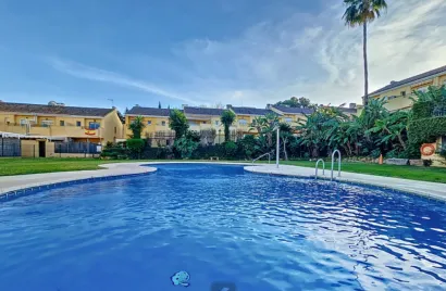 3 bedrooms townhouse for sale , Estepona, Spain No. 31139