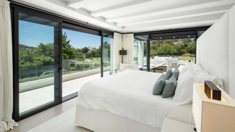 5 bedrooms house for sale , Nueva Andalucia, Spain No. 31061 № 17