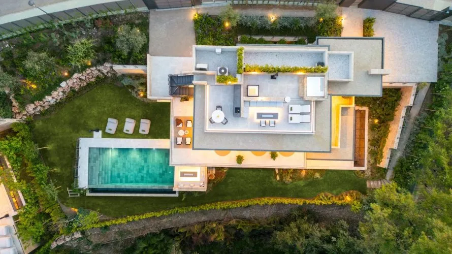 6 bedrooms house for sale , Nueva Andalucia, Spain No. 30762 № 8