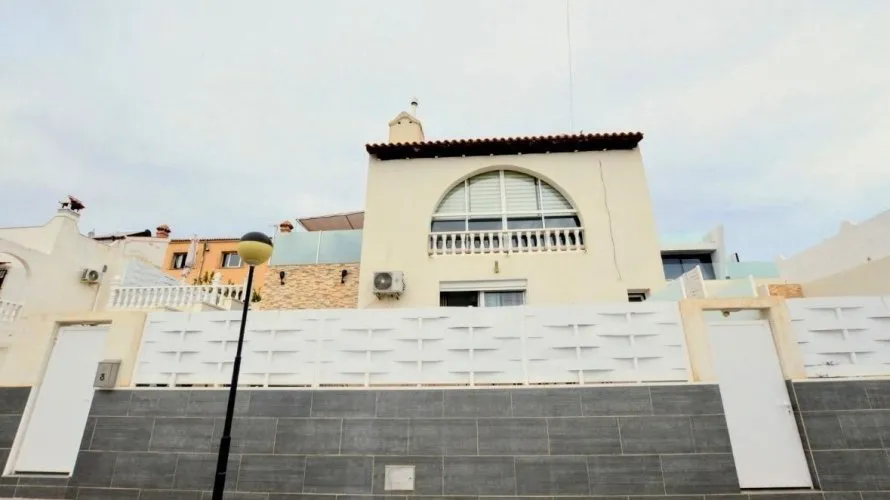 5 bedrooms villa for sale , San Miguel de Salinas, Spain No. 31109 № 17