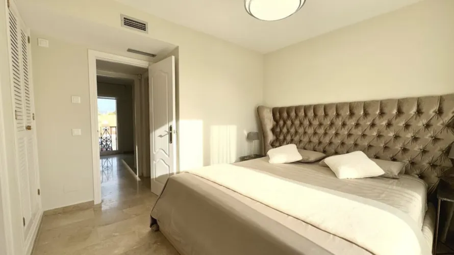 4 bedrooms house for sale , Nueva Andalucia, Spain No. 31143 № 9