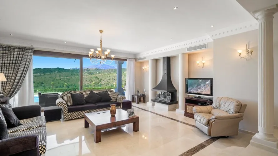 6 bedrooms villa for sale , Benahavis, Spain No. 30745 № 7