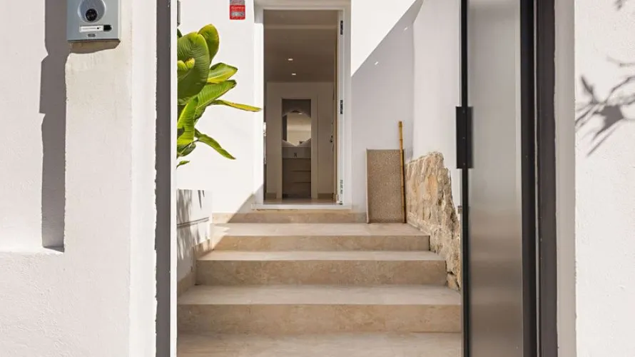 2 bedrooms townhouse for sale , Nueva Andalucia, Spain No. 30986 № 5