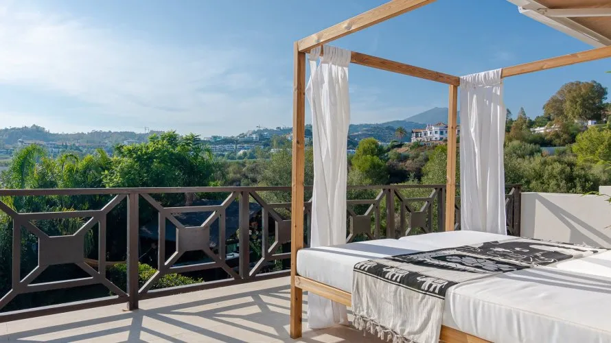 5 bedrooms villa for sale , Marbella, Spain No. 30580 № 2