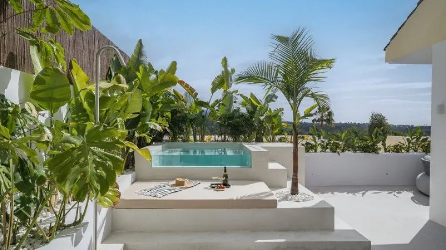 4 bedrooms townhouse for sale , Nueva Andalucia, Spain No. 30615