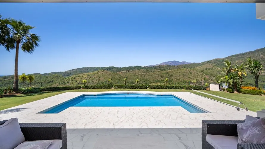 6 bedrooms villa for sale , Benahavis, Spain No. 30745 № 22