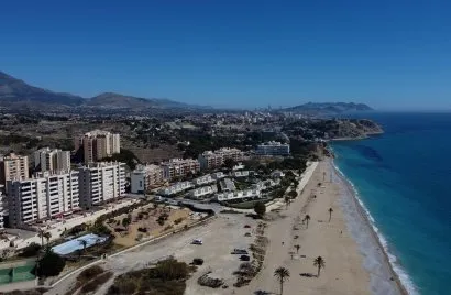 3 bedrooms villa for sale , Villajoyosa, Spain No. 31004