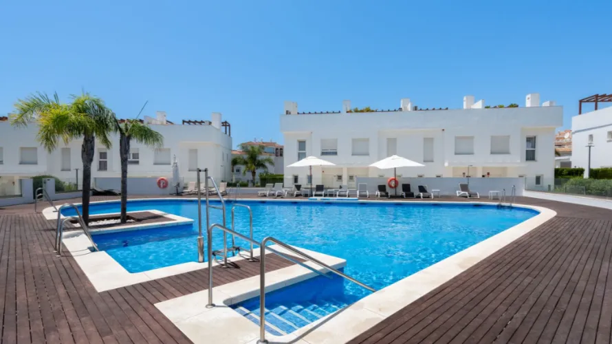 3 bedrooms house for sale , Mijas Costa, Spain No. 31072 № 1