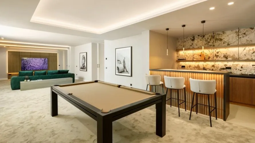 5 bedrooms house for sale , La Quinta, Spain No. 30638 № 6