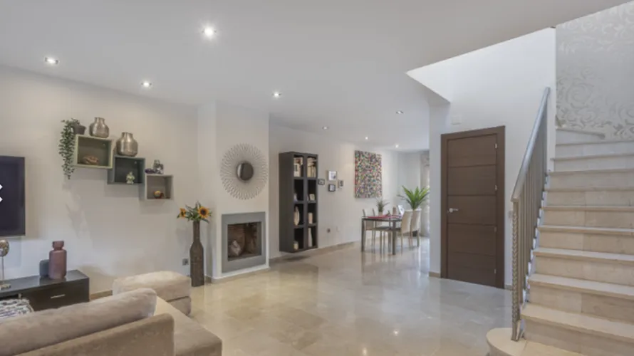 3 bedrooms townhouse for sale , Cancelada, Spain No. 31142 № 7