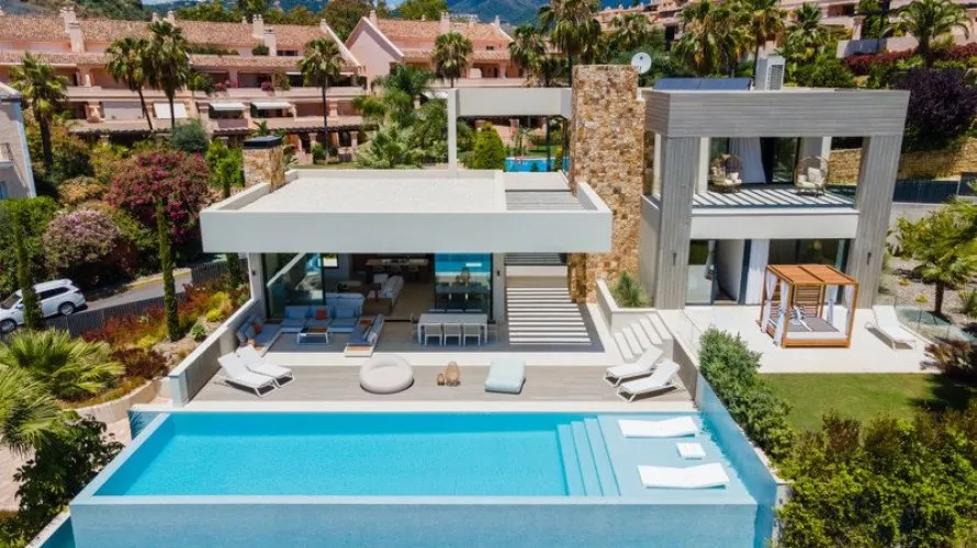 5 bedrooms house for sale , Nueva Andalucia, Spain No. 30646 № 10