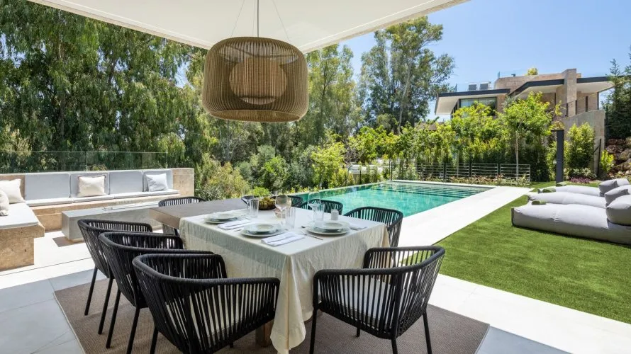 6 bedrooms house for sale , Nueva Andalucia, Spain No. 30762 № 18