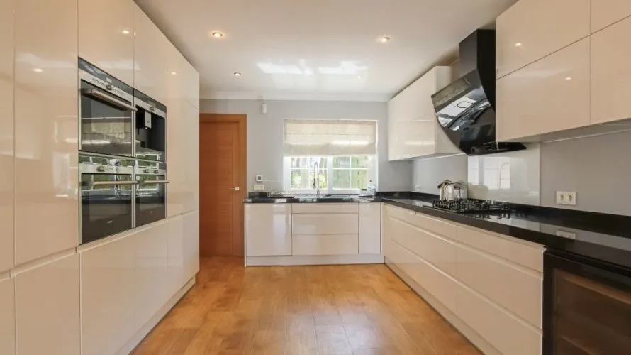 4 bedrooms villa for sale , Mijas Costa, Spain No. 30582 № 3