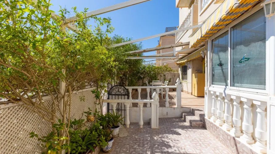 4 bedrooms bungalow for sale , Torrevieja, Spain No. 30684 № 24