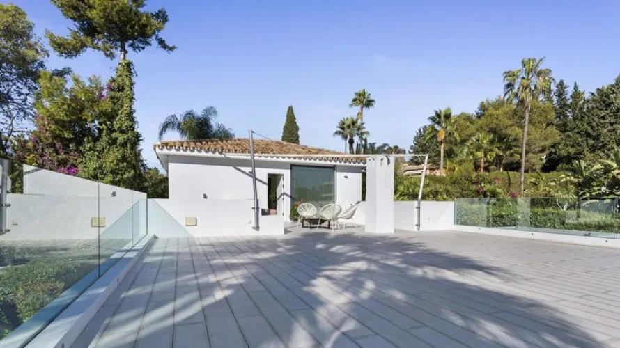 5 bedrooms villa for sale , Nueva Andalucia, Spain No. 30626 № 6