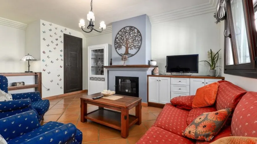 3 bedrooms townhouse for sale , Casares, Spain No. 30731 № 8