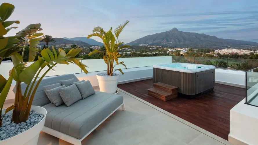 5 bedrooms house for sale , Nueva Andalucia, Spain No. 30763 № 13