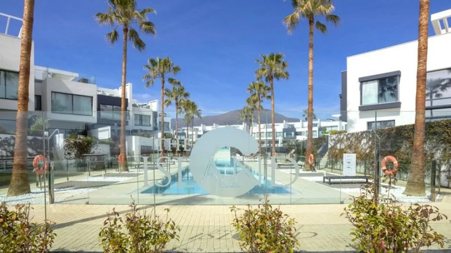 4 bedrooms townhouse for sale , Estepona, Spain No. 30644 № 22